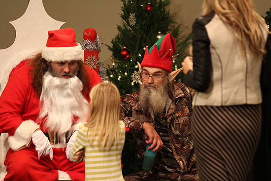 Duck-Dynasty_Christmas Willie Uncle Si Duck Dynasty Christmas A&E