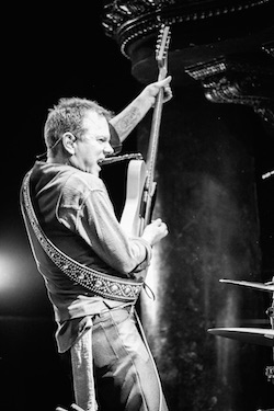 kiefer-sutherland-tour-album kiefer-sutherland-tour-album